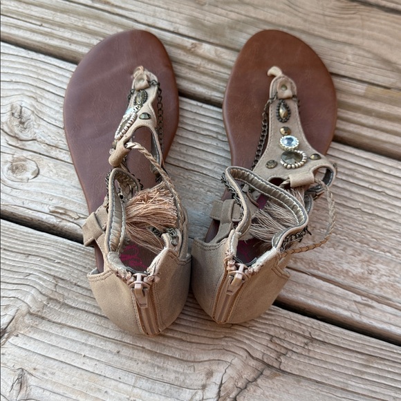 Jellypop GLADIATOR Sandals Strappy BOHO Embellished Zipper Back Bone‎ Smooth 7m - Picture 1 of 2